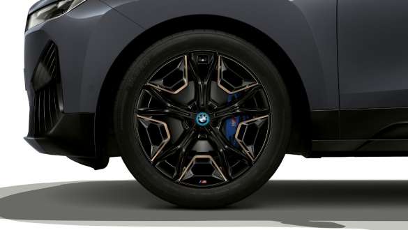 22" M Aerodynamic wheels 1023 Bicolour Titanium Bronze 3D buffed BMW iX M60 i20 2022 electric SUV BMW Individual Storm Bay metallic BMW iX M60 i20 2022 electric SUV BMW Individual Storm Bay metallic 22" M Aerodynamic wheels 1023 Bicolour Titanium Bronze 3D buffed