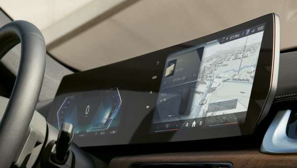 BMW iX1 U11 BEV interior Curved Display BMW iX1 U11 BEV interior dashboard Curved Display sideview