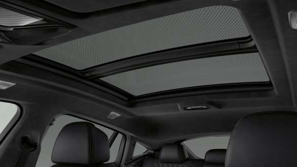 Sky Lounge panoramic glass sunroof BMW X6 G06 LCI BMW X6 G06 LCI Sky Lounge panoramic glass sunroof