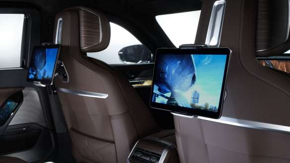 BMW 7 Series Protection G73 Travel & Comfort System BMW 7 Series Protection G73 Travel & Comfort System tablet holder rear seats